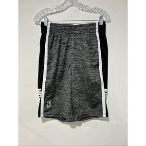 NBA Men’s Black Gray Athletic Basketball Shorts Size Medium Logo Side Stripes